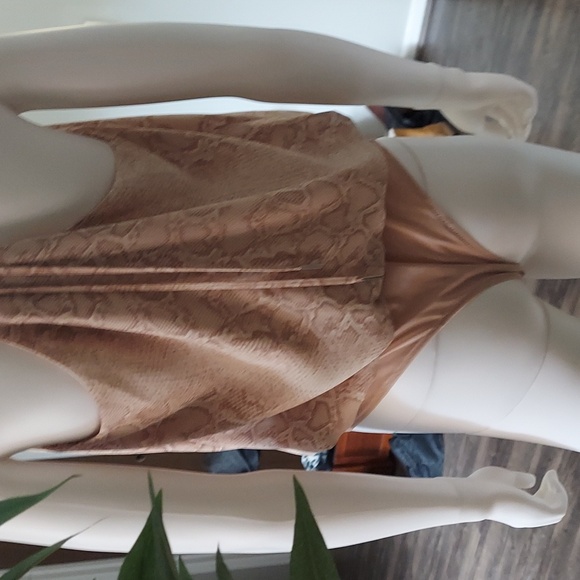 BCBG MaxAzria faux wrap Bare Pink Python Bodysuit - Picture 7 of 8